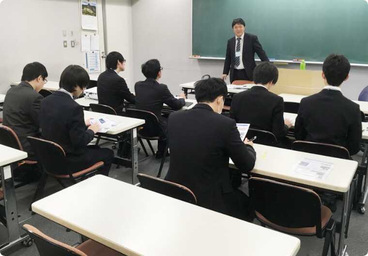 小山学園独自の奨学金・サポート制度