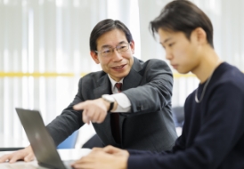 ⼩⼭学園後援会