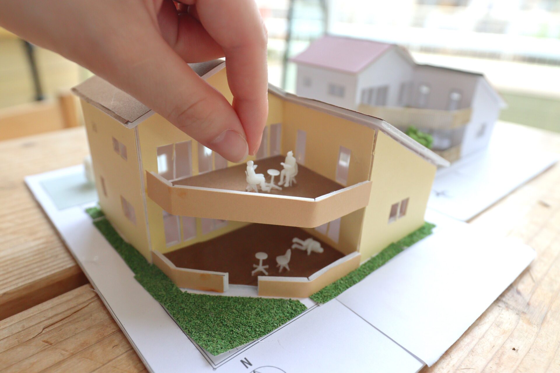 プロ仕様の道具と材料を使って建築模型づくりに挑戦してみよう