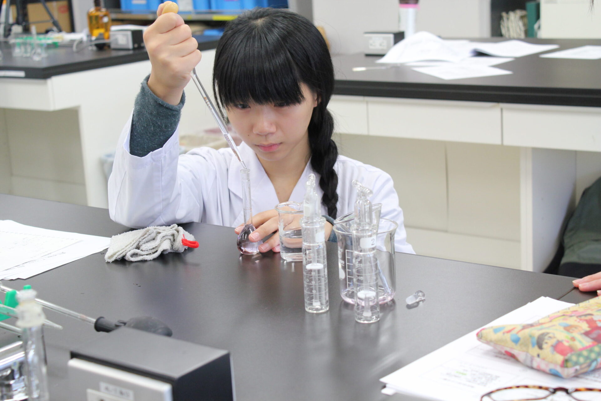 成分分析（薄層クロマトグラフィー）に挑戦！