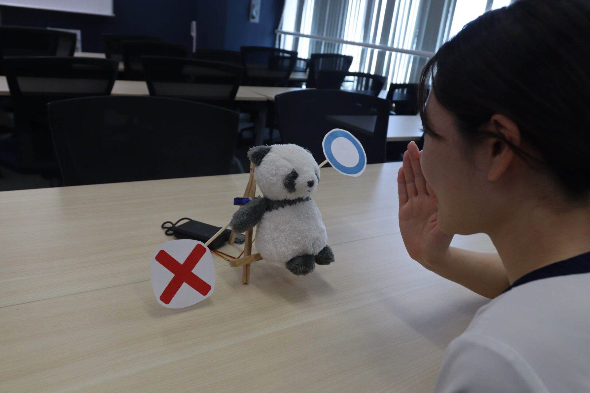 ぬいぐるみが音だけで動く？音声認識するIoTシステム作成にトライ！