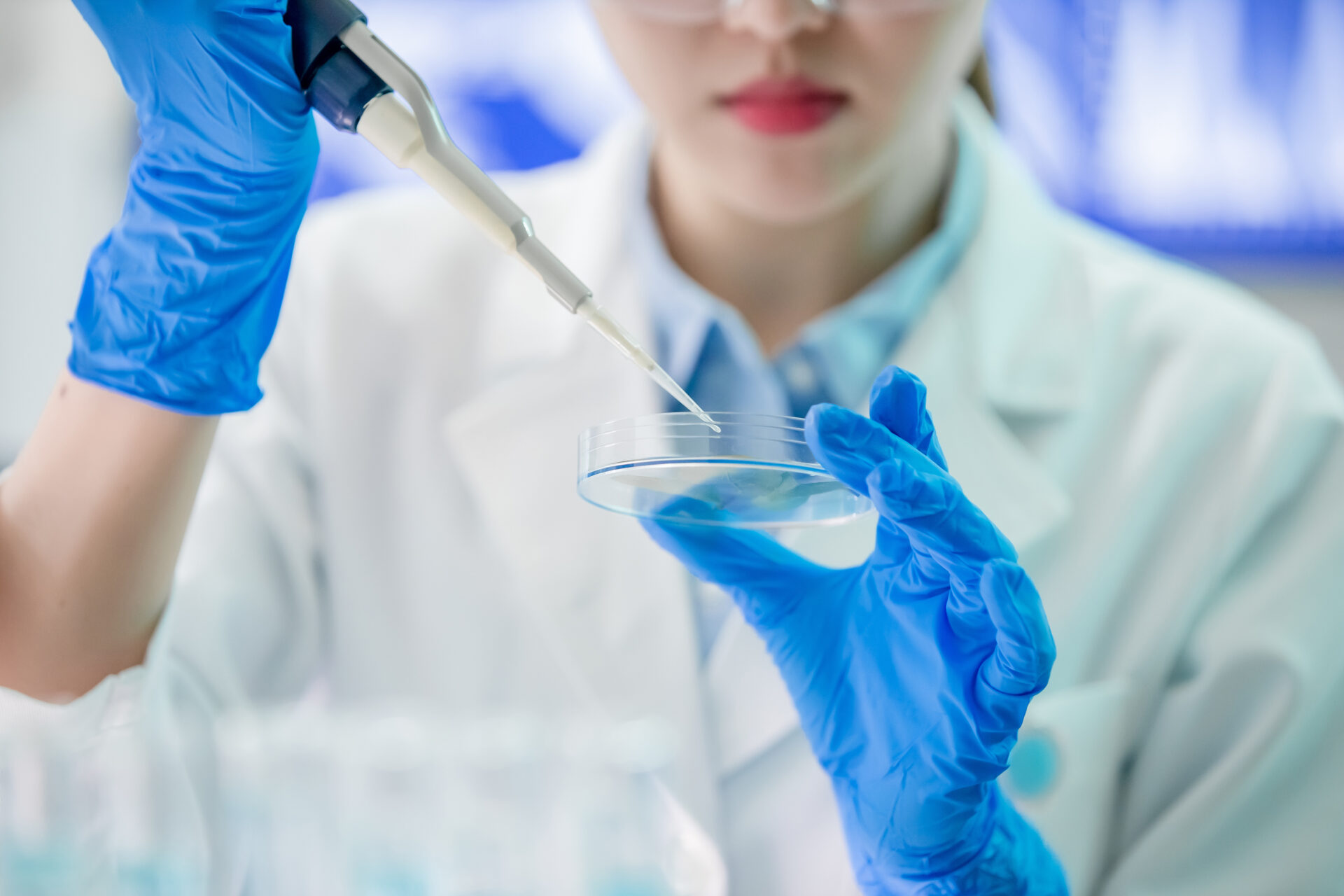 汚れた水がキレイになる？本物の水処理技術を体験！